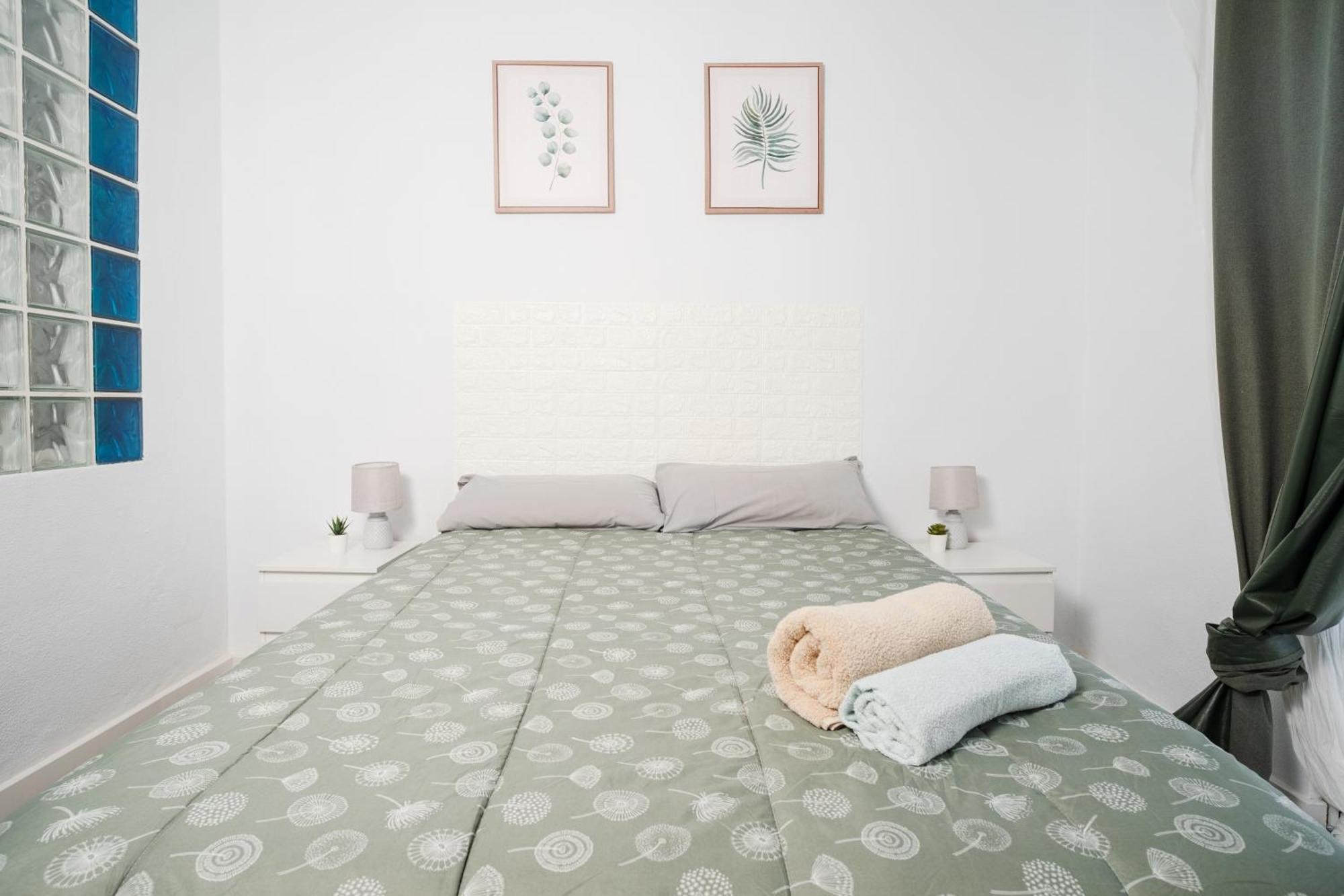 Acogedor Piso Con Balcon Apartment Севиля Екстериор снимка